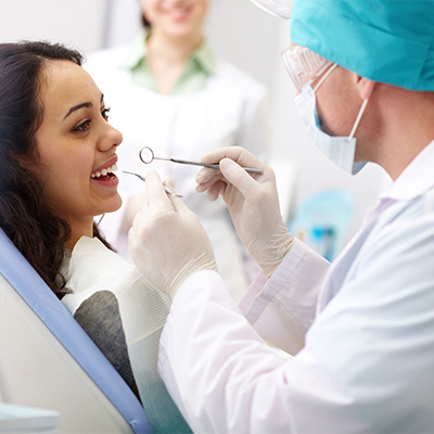 Cum îmi aleg medicul stomatolog?