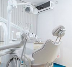 Cabinet Stomatologic Ari Med Dent