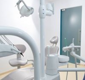 Cabinet Stomatologic Ari Med Dent